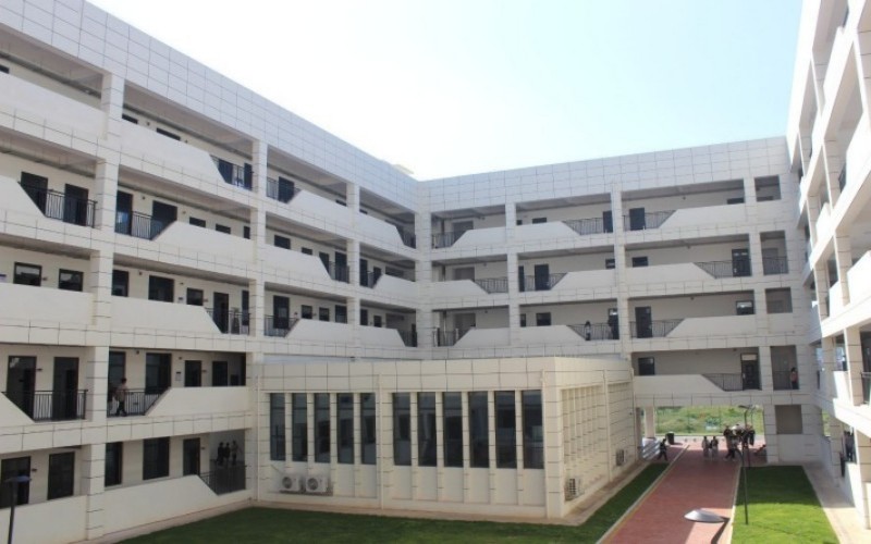湖南吉利汽车职业技术学院-20