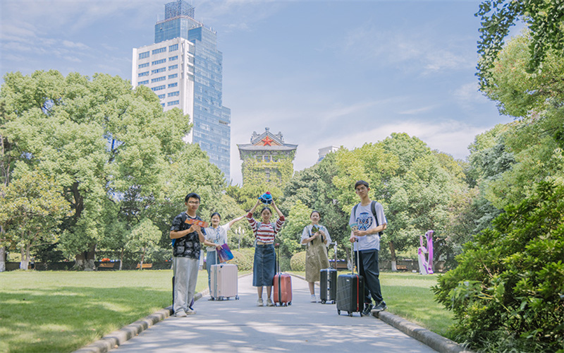 南京大学- 4