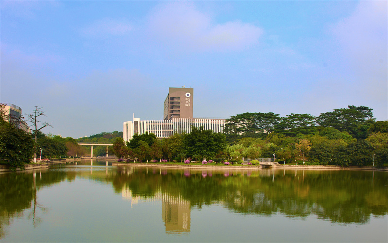 广东药科大学-大学城图书馆