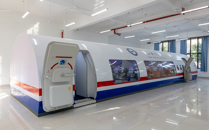 湖北三峡航空学院-38