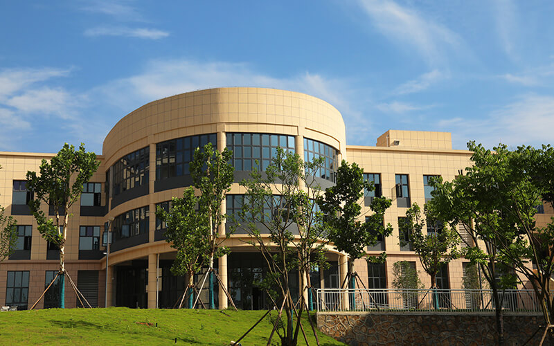 湖北三峡航空学院-46