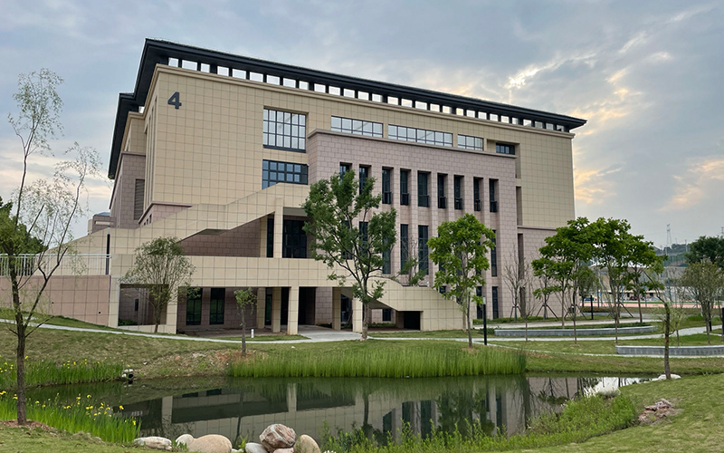 湖北三峡航空学院-52