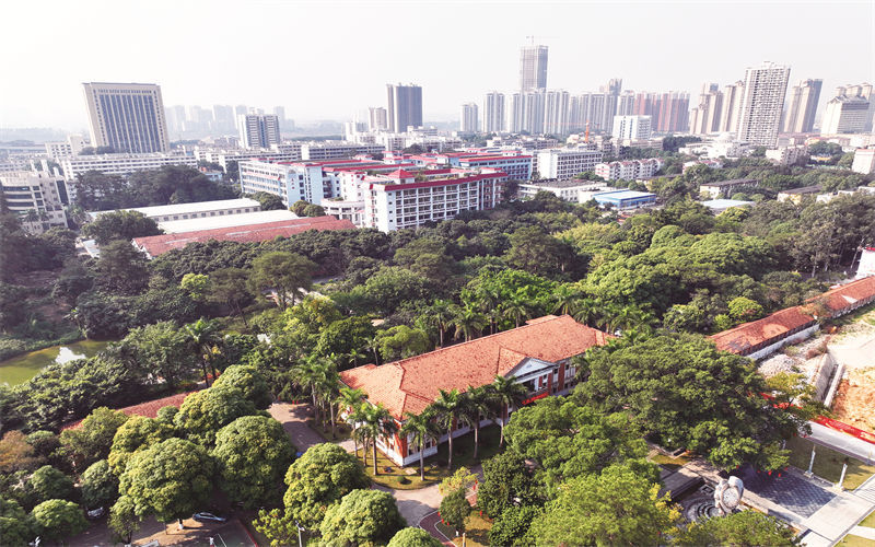 广西机电职业技术学院校园风景