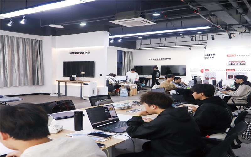 江西泰豪动漫职业学院-65
