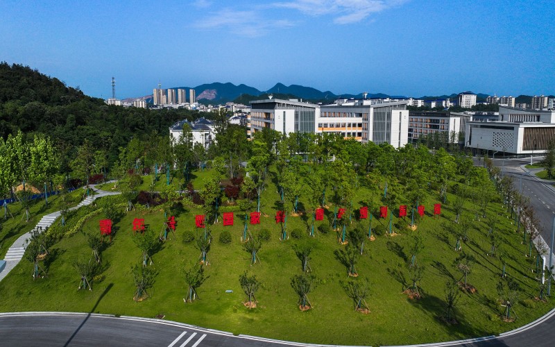 山东开设时尚传播专业的大学排名_2025年更新