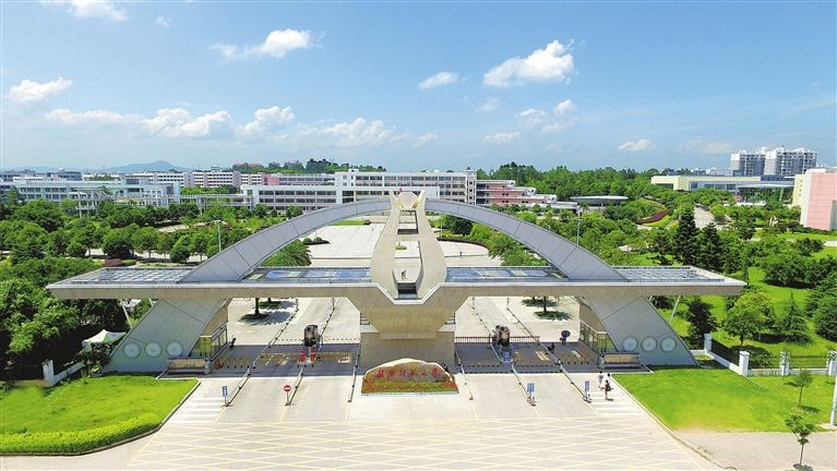 赣南大学师范科技学院图片