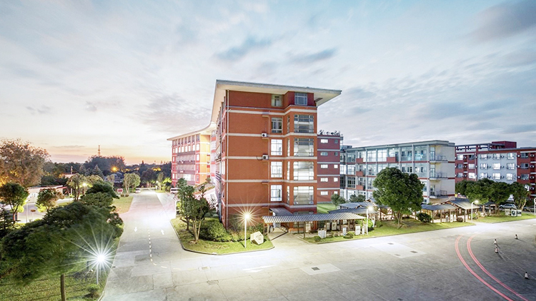 上海震旦职业学院