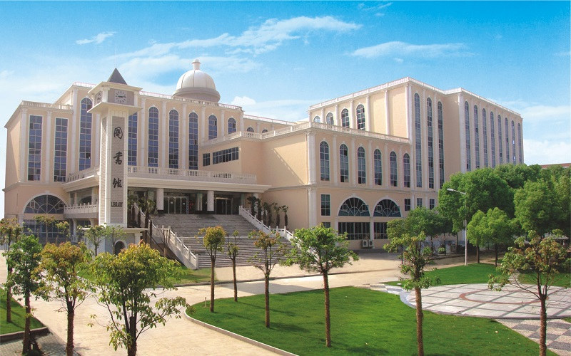 湖北商贸学院 gallery image 3