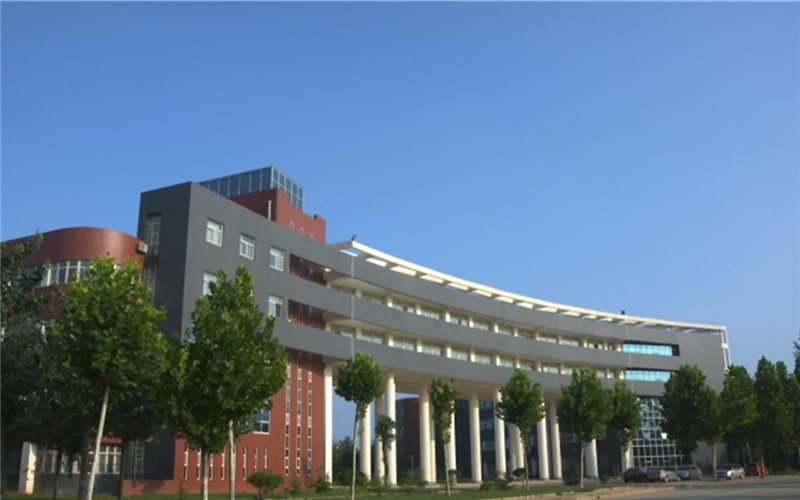 聊城大学 gallery image 4