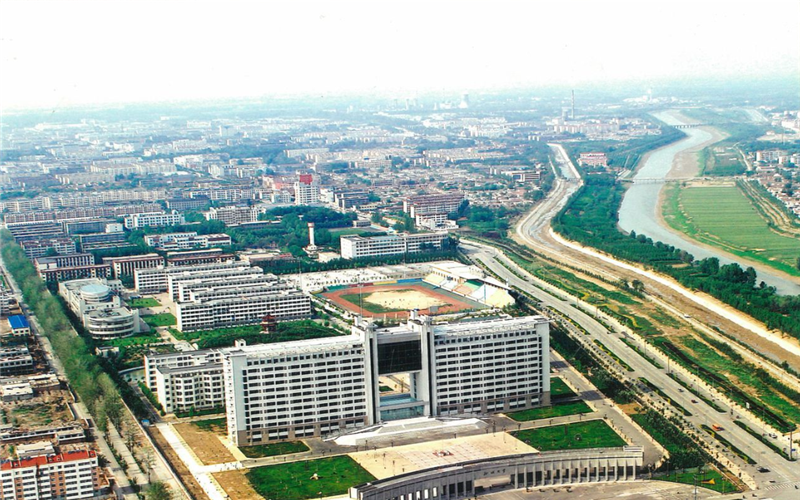 聊城大学 gallery image 2