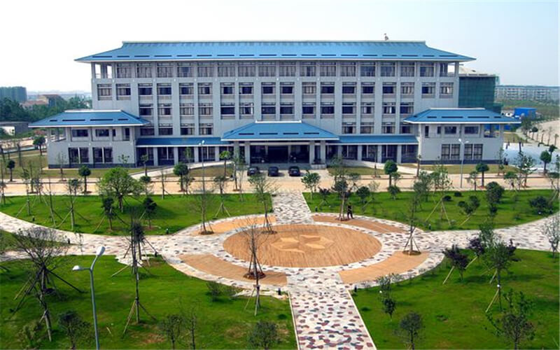 湖北中医药大学 gallery image 2