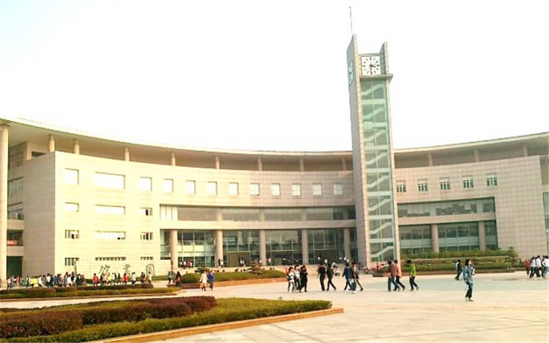 湖北经济学院法商学院 gallery image 4