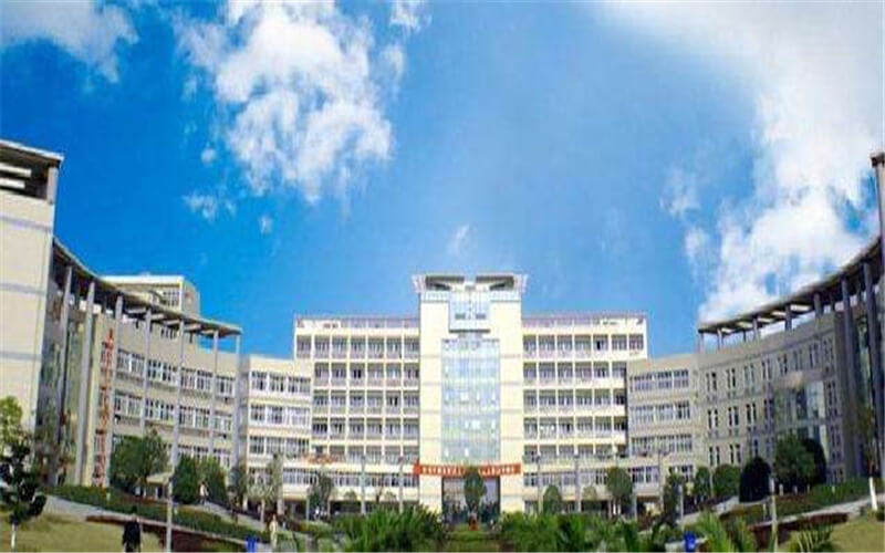 三峡大学科技学院 gallery image 3