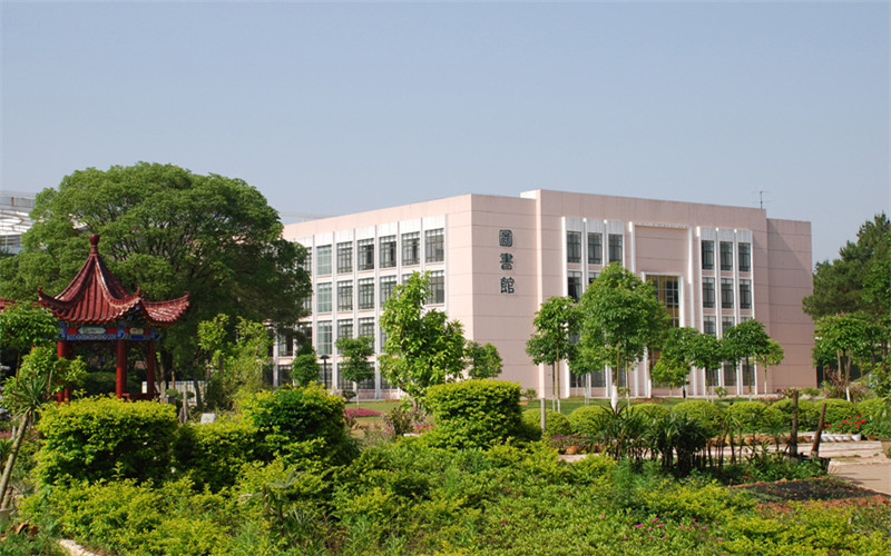 赣南师范大学 gallery image 4
