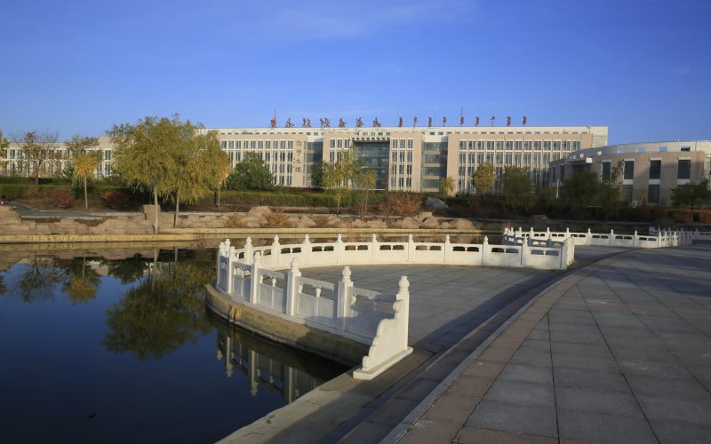 内蒙古财经大学 gallery image 2