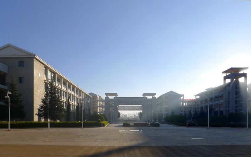 昆明学院 gallery image 2