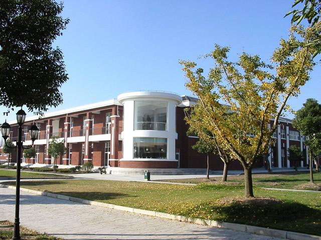 上海立达学院主图