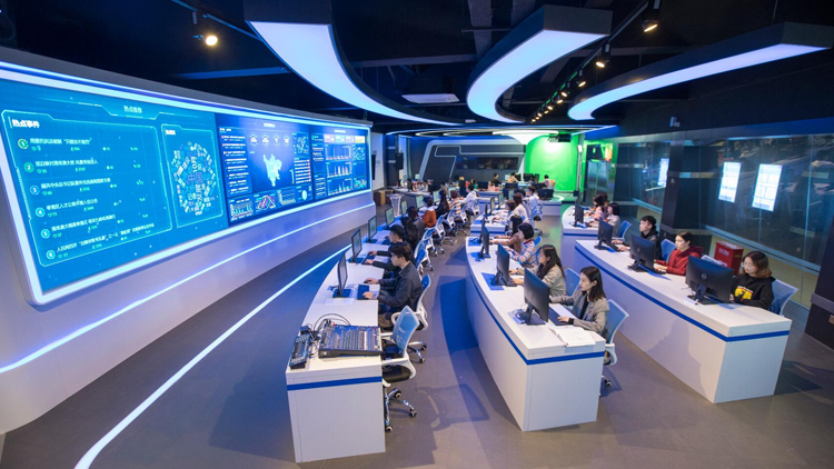 四川传媒学院主图